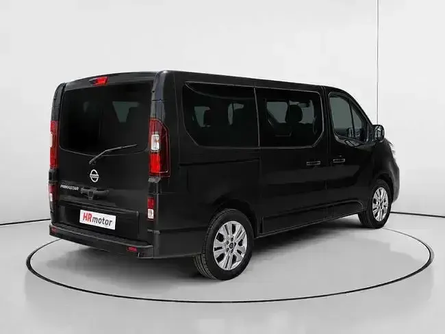 Usado Nissan Primastar Acenta 150 CV (110 kW) 2025 Negro Monovolumen