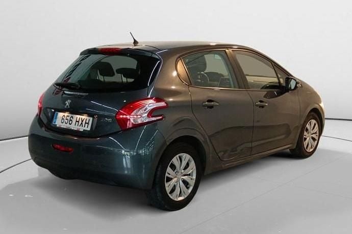 Usado Peugeot 208 Active 82 CV (60 kW) 2014 Utilitario