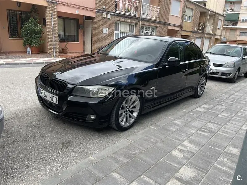 Usado BMW 320 177 CV (130 kW) 2009 Negro Berlina