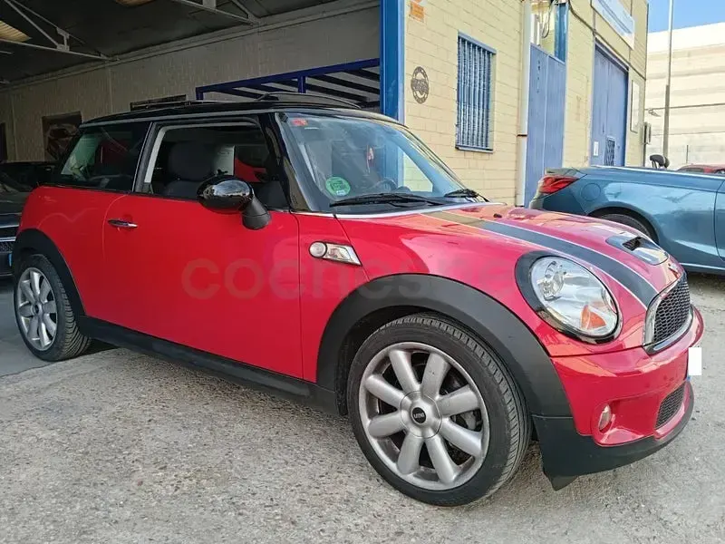 Usado Mini Cooper S 175 CV (128 kW) 2007 Rojo Utilitario