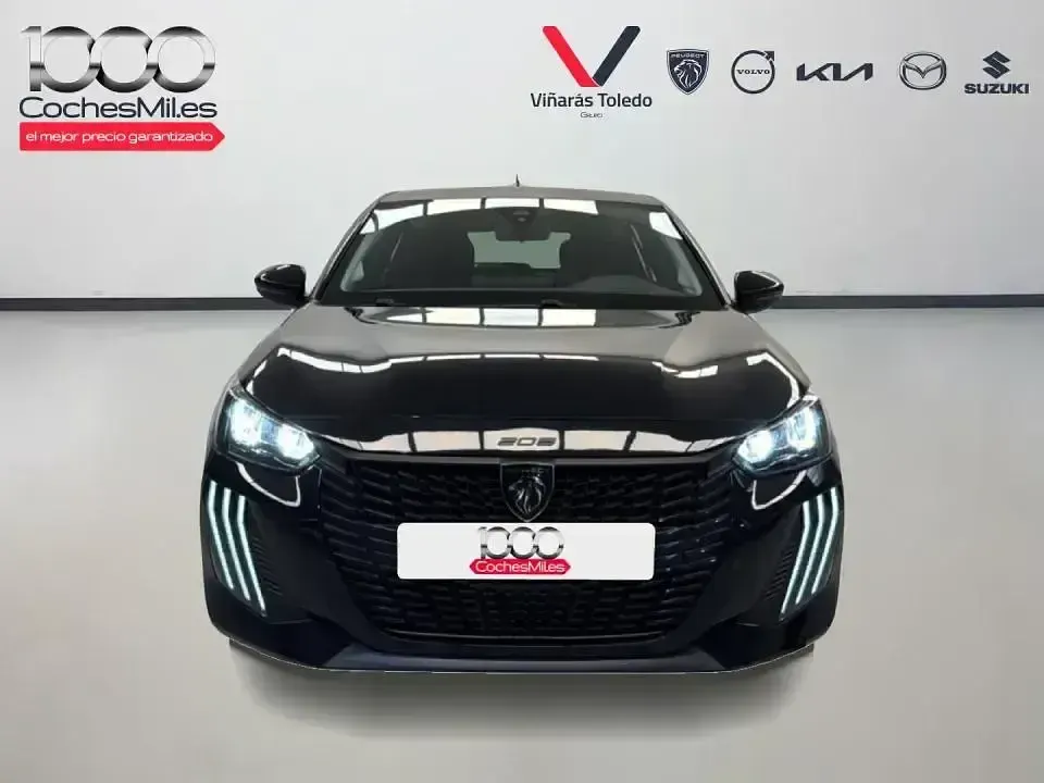 Usado Peugeot 208 Style 110 CV (80 kW) 2025 Negro Utilitario