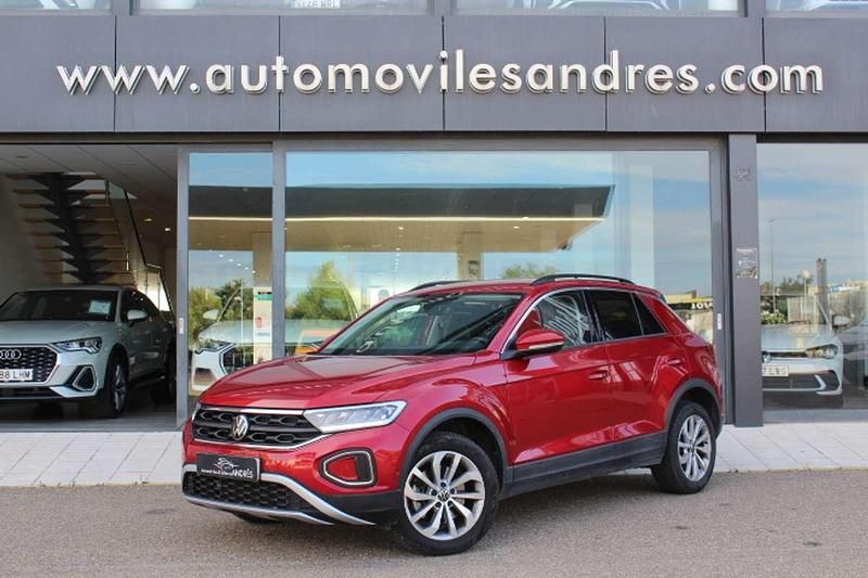 Rojo Usado 2022 VW T-Roc Life SUV | 26.900 € (Precio justo) - Imagen 1/4