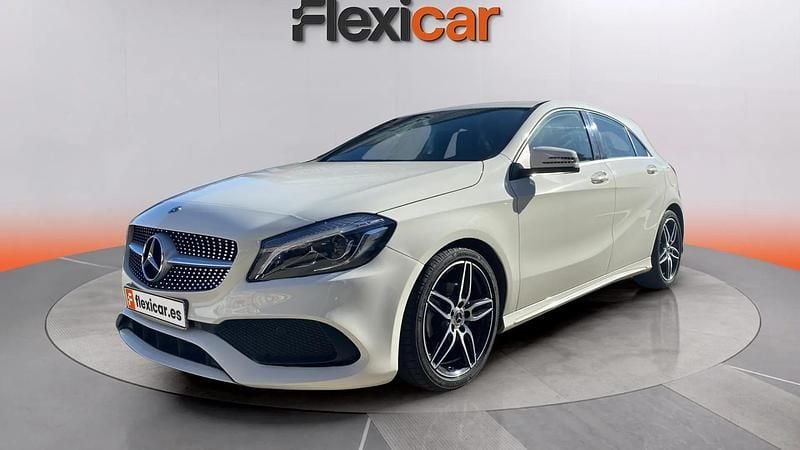 Usado Mercedes A200 139 CV (102 kW) 2018 Blanco Utilitario
