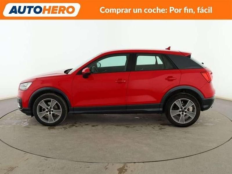 Usado Audi Q2 Design 116 HP (85 kW) 2018 Vermelho SUV