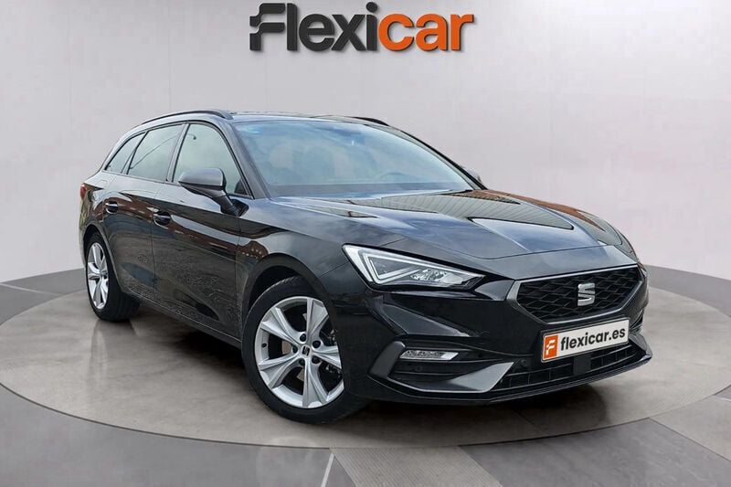 Negro Usado 2020 Seat Leon FR Familiar | 18.390 € (Precio justo) - Imagen 1/4