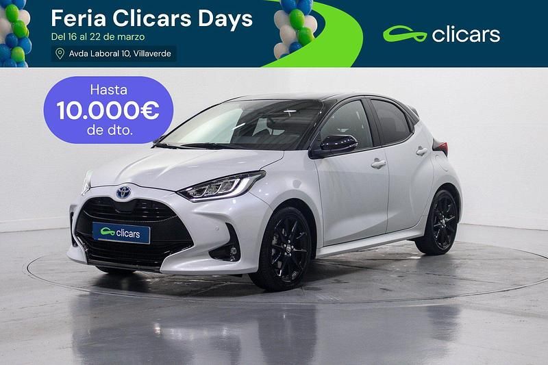 Usado Toyota Yaris Hybrid Plus 116 CV (85 kW) 2022 Blanco Berlina