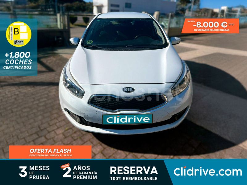 Blanco Usado 2015 Kia Ceed GT Berlina | 8690 € (Precio justo) - Imagen 1/3