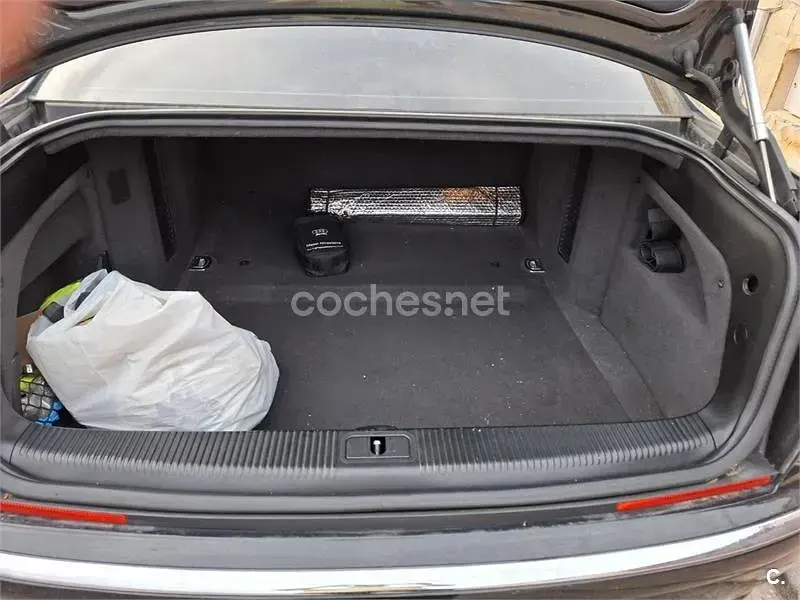 Usado Audi A8 350 CV (257 kW) 2007 Negro Berlina
