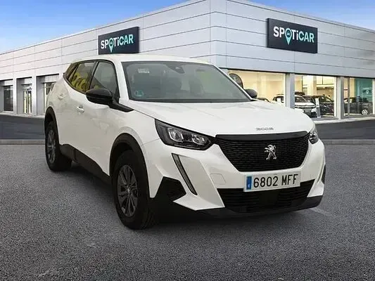 Usado Peugeot 2008 Active 100 CV (73 kW) 2022 Blanco SUV
