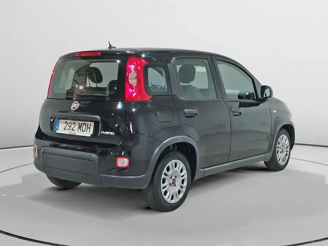 Usado Fiat Panda 69 CV (50 kW) 2022 Negro Utilitario