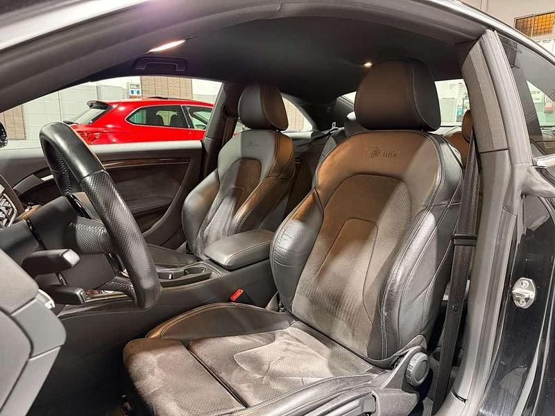 Usado Audi A5 Ambiente 211 CV (155 kW) 2012 Negro Coupe