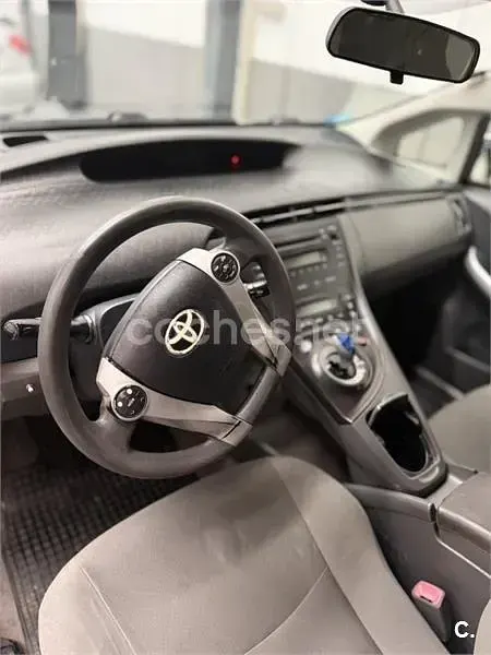 Usado Toyota Prius Eco 136 CV (100 kW) 2012 Blanco Berlina