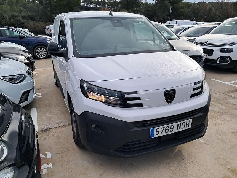 Usado Peugeot Partner 102 CV (75 kW) 2025 Blanco Monovolumen