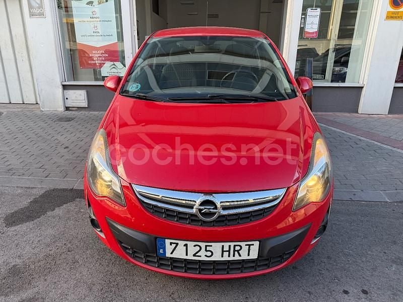 Usado Opel Corsa Expression 75 CV (55 kW) 2014 Rojo Berlina