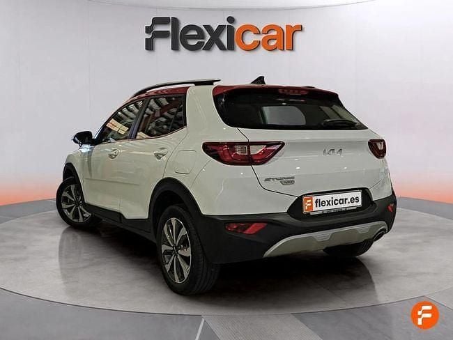 Usado Kia Stonic 120 CV (88 kW) 2021 Blanco SUV