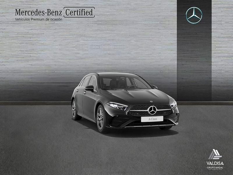 Usado Mercedes A180 136 CV (100 kW) 2025 Negro Berlina