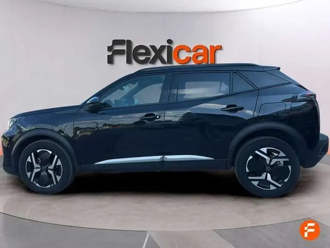 Usado Peugeot 2008 Allure 101 CV (74 kW) 2025 Negro SUV