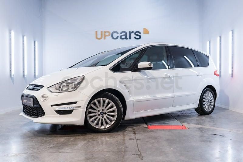 Usado Ford S-MAX Titanium 140 CV (102 kW) 2014 Blanco Monovolumen