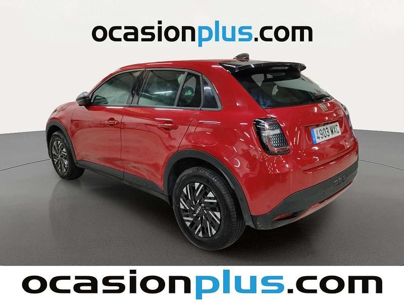 Usado Fiat 600 100 CV (73 kW) 2024 Rojo SUV