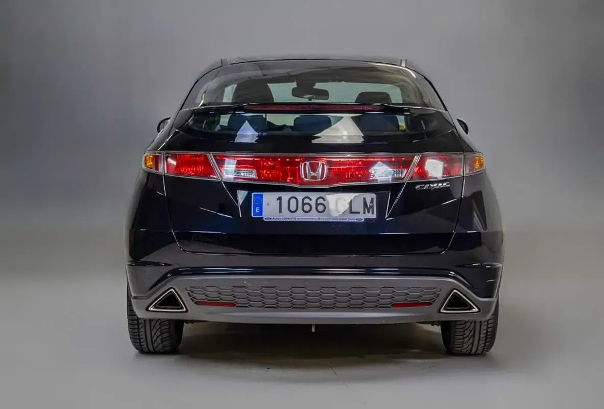 Usado Honda Civic Sport 140 CV (102 kW) 2009 Negro Utilitario