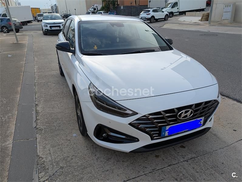 Blanco Usado 2021 Hyundai i30 Berlina | 13.500 € (Super precio) - Imagen 1/4