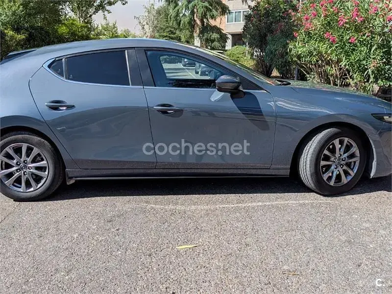 Usado Mazda 3 122 CV (89 kW) 2019 Gris / plata Berlina