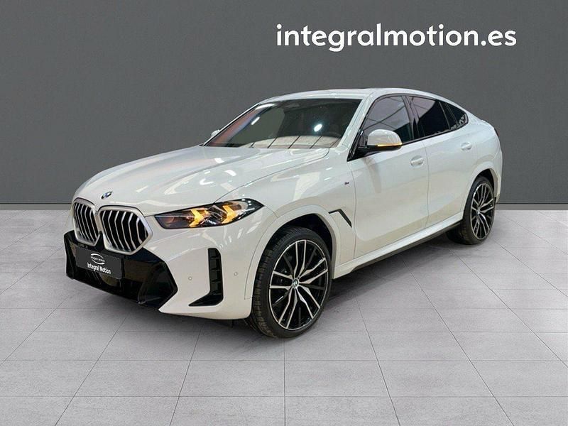 Usado BMW X6 M Sport 285 CV (209 kW) 2024 Blanco SUV