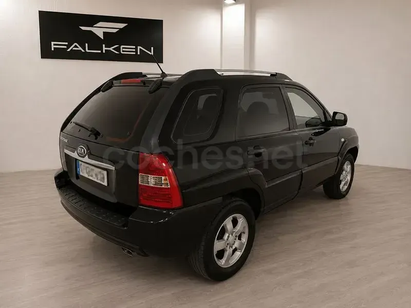 Usado Kia Sportage Active 140 CV (102 kW) 2010 Negro SUV