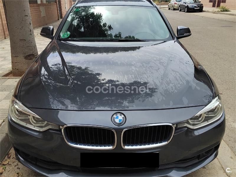 Negro Usado 2016 BMW 318 Familiar | 11.900 € (Buen precio) - Imagen 1/4