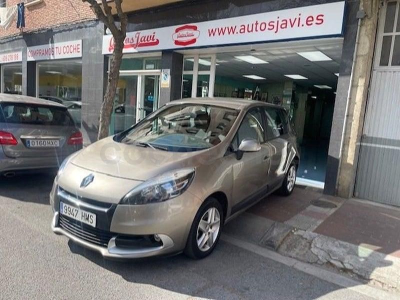 Usado Renault Scénic III Expression 110 CV (80 kW) 2012 Gris / plata Monovolumen