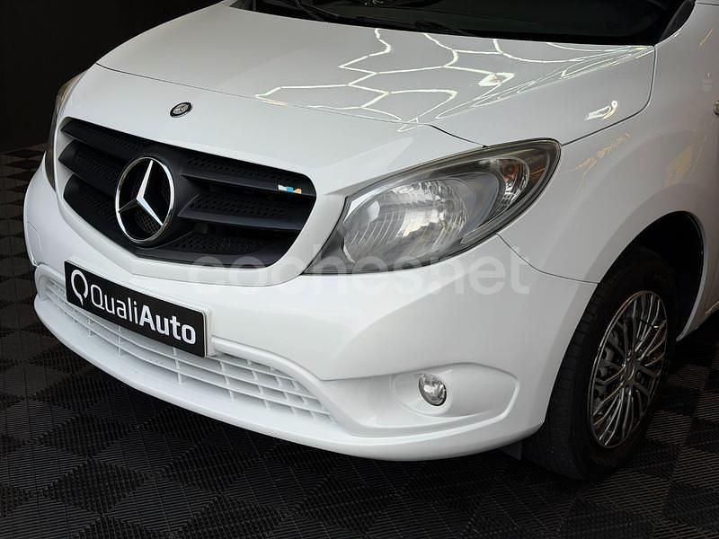 Usado Mercedes Citan 109 90 CV (66 kW) 2017 Gris / plata Familiar
