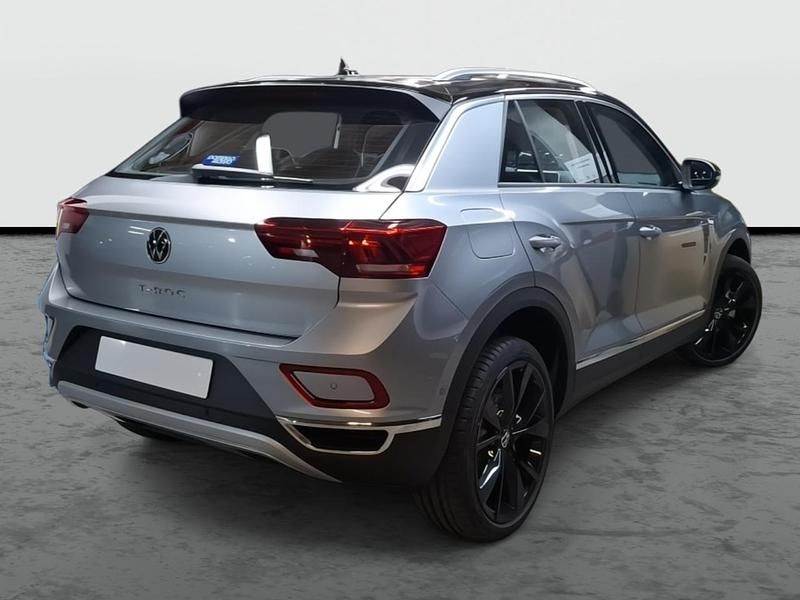 Nuevo VW T-Roc Design 116 CV (85 kW) 2025 Plata pirita metalizado / techo negro SUV