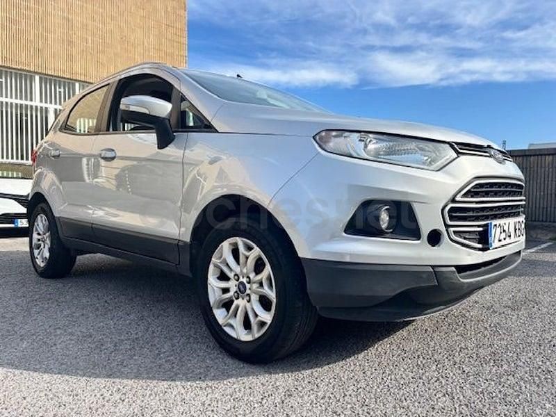 Usado Ford Ecosport Trend 95 CV (69 kW) 2017 Gris / plata SUV
