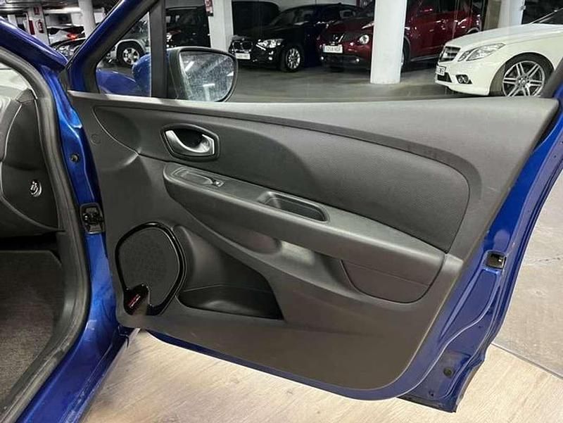 Usado Renault Clio IV LIMITED 90 CV (66 kW) 2018 Azul Utilitario