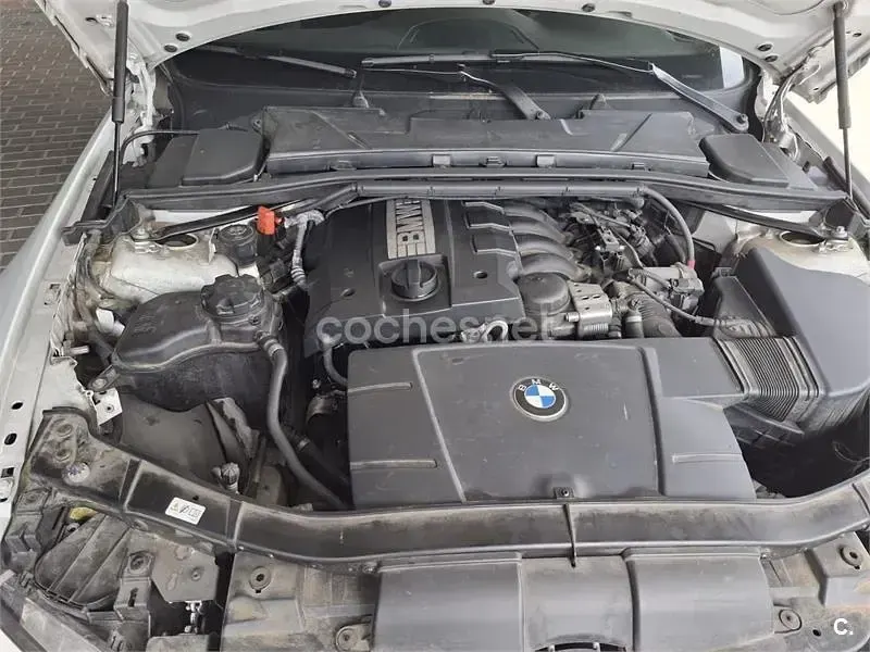 Usado BMW 320 Cabriolet 170 CV (125 kW) 2010 Blanco Descapotable