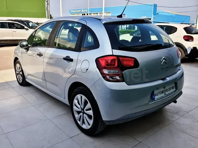 Usado Citroën C3 Attraction 73 CV (53 kW) 2012 Gris / plata Berlina