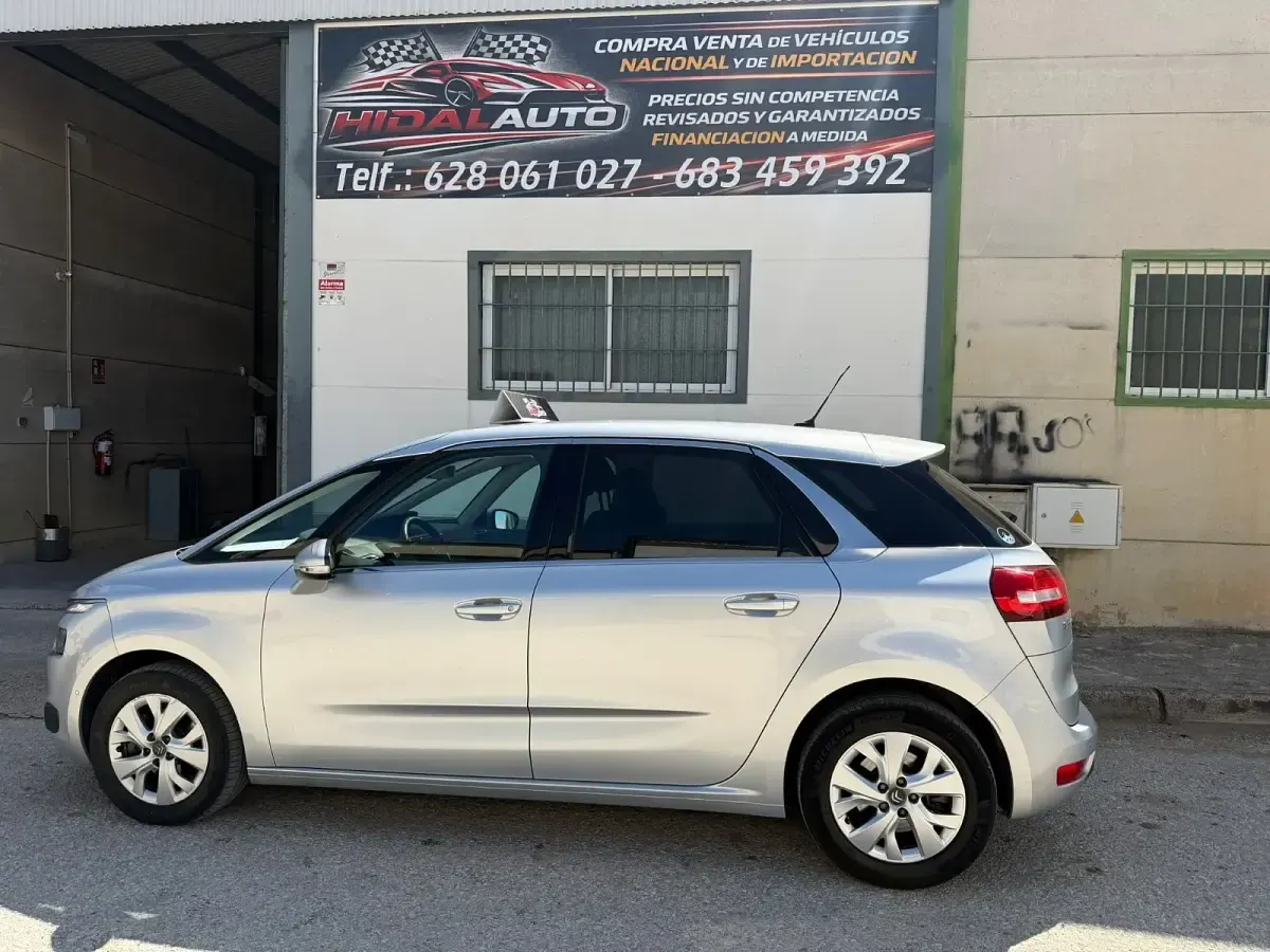 Usado Citroën C4 Picasso Intensive 120 CV (88 kW) 2015 Gris Monovolumen