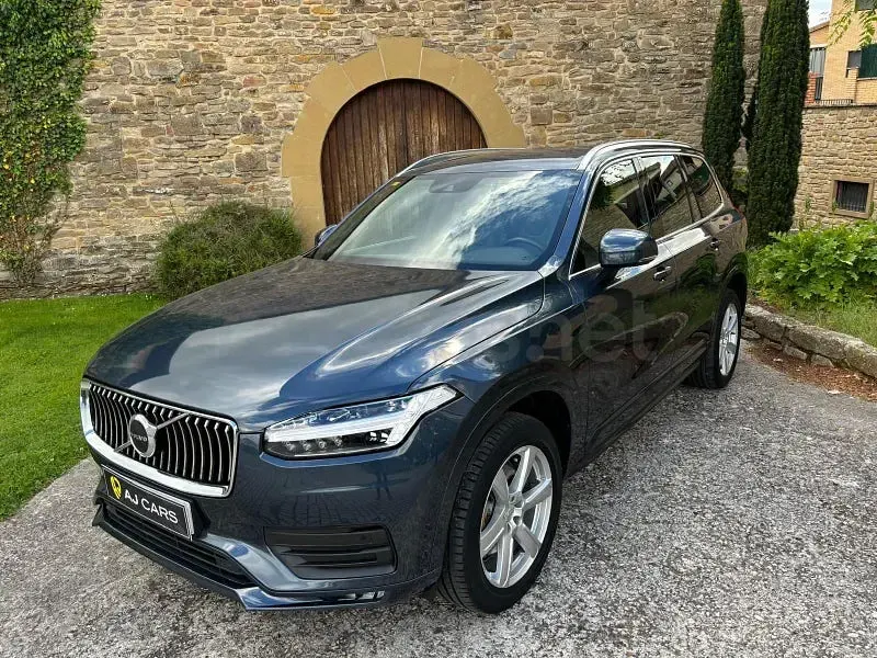 Usado Volvo XC90 Momentum 235 CV (172 kW) 2021 Azul SUV