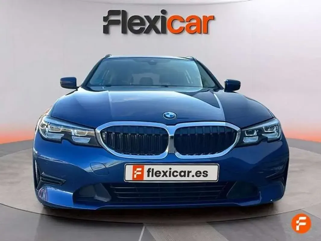 Usado BMW 320 190 CV (139 kW) 2021 Azul Familiar