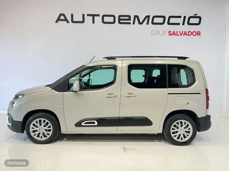 Usado Citroën Berlingo Feel 102 CV (75 kW) 2019 Beige Monovolumen