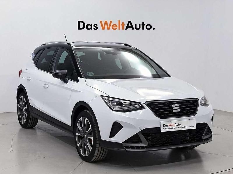 Usado Seat Arona FR 116 CV (85 kW) 2025 Blanco SUV