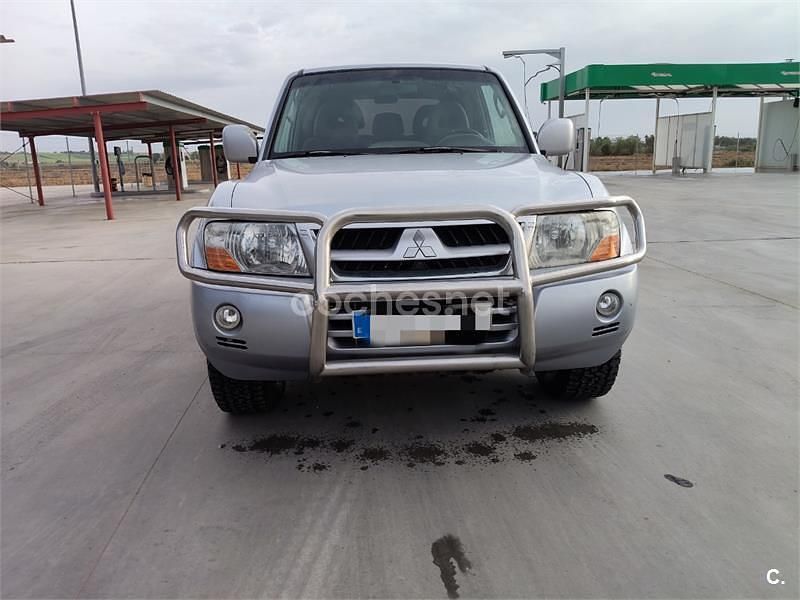 Usado Mitsubishi Montero 160 CV (117 kW) 2005 Gris / plata SUV