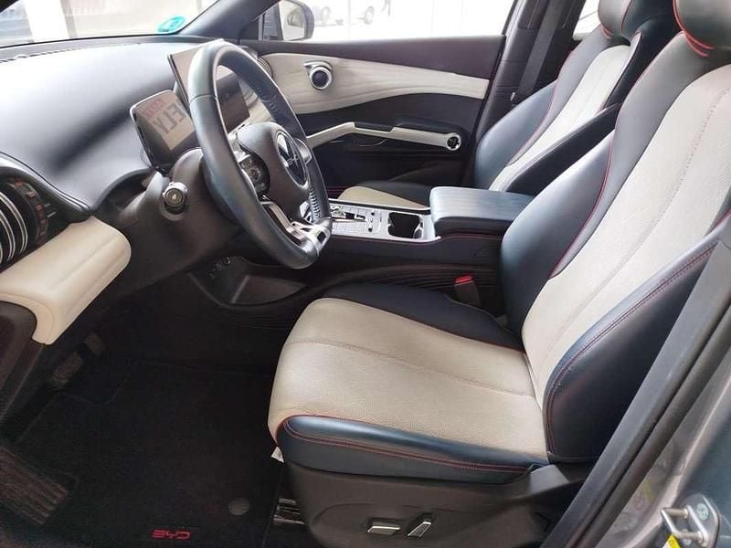 Usado BYD Atto 3 Active 150 kW (204 CV) 2024 Gris SUV