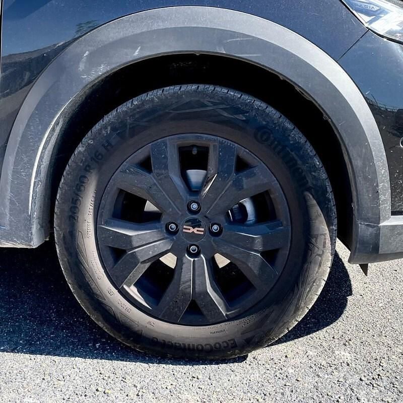 Usado Dacia Sandero Extreme 100 CV (73 kW) 2024 Negro Utilitario