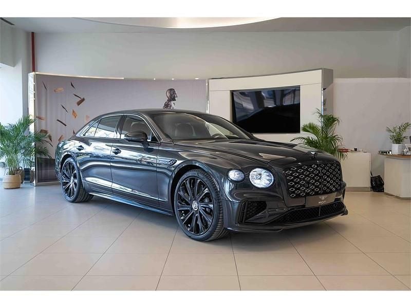 Nuevo Bentley Flying Spur Mulliner 782 CV (575 kW) 2025 Gris / plata Berlina