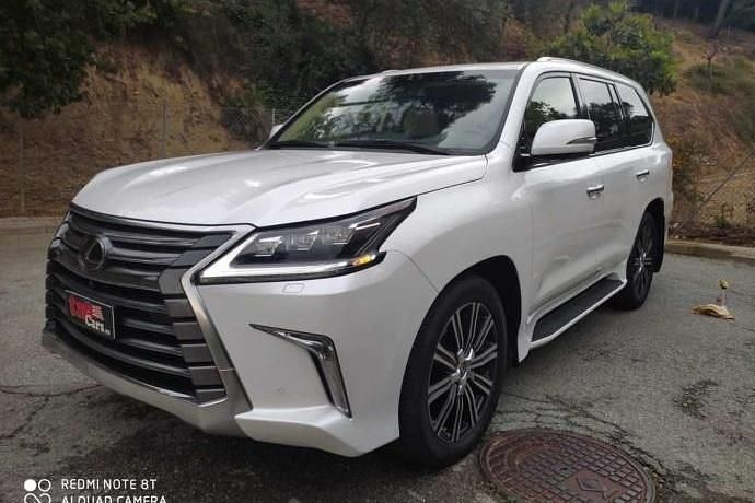 Usado Lexus LX570 383 CV (281 kW) 2021 Blanco SUV