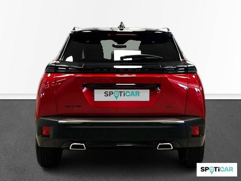 Usado Peugeot 2008 GT 130 CV (95 kW) 2024 Rojo SUV