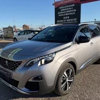 Usado Peugeot 5008 Allure 130 CV (95 kW) 2021 Gris SUV