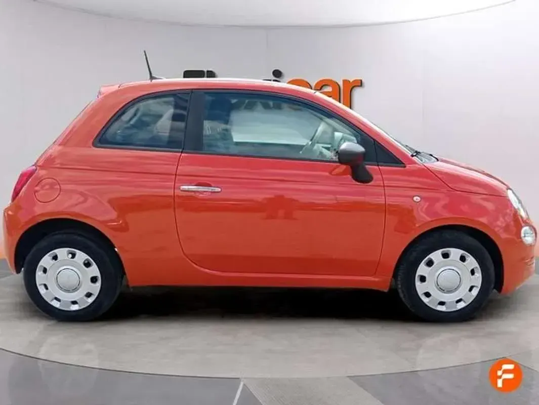 Käytetty Fiat 500 Club 71 HP (52 kW) 2022 Oranssi Sedan