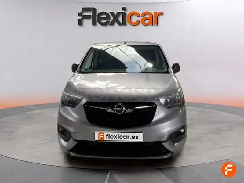 Usado Opel Combo Life 102 CV (75 kW) 2021 Gris / plata Monovolumen
